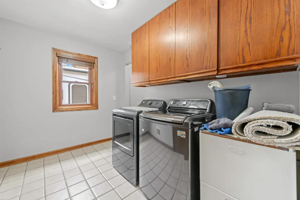 13825 Woodsett Court Shelby Charter Township MI 48315