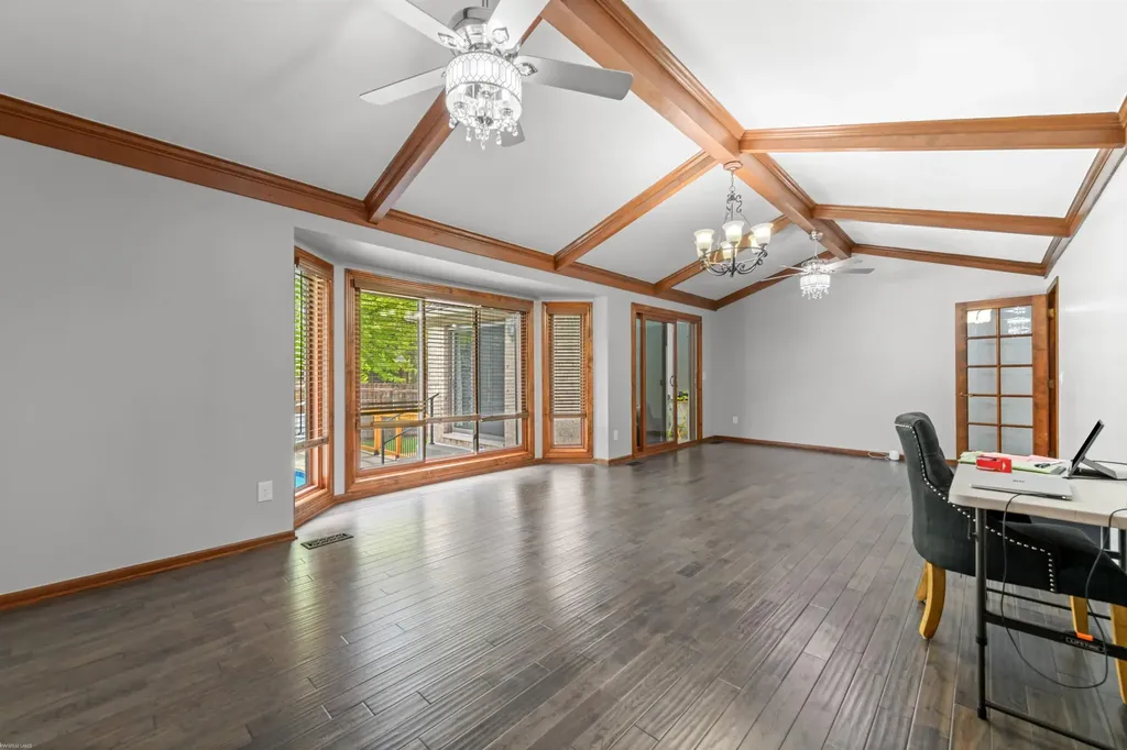 13825 Woodsett Court Shelby Charter Township MI 48315