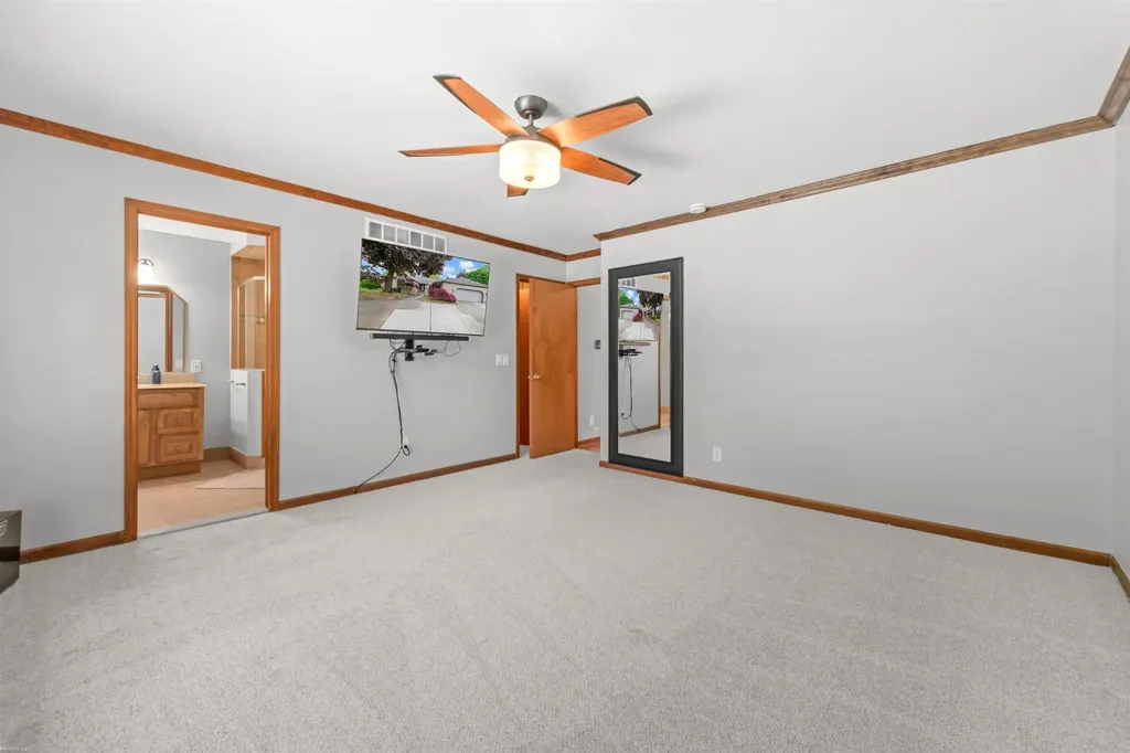 13825 Woodsett Court Shelby Charter Township MI 48315
