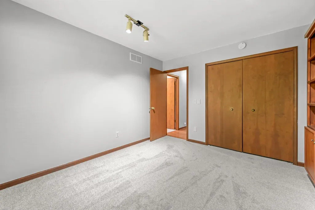 13825 Woodsett Court Shelby Charter Township MI 48315