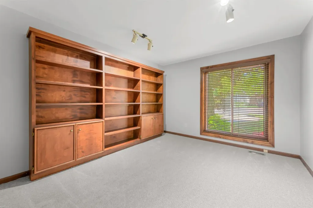13825 Woodsett Court Shelby Charter Township MI 48315