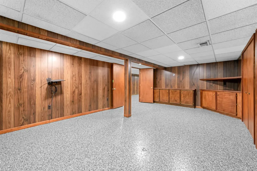 13825 Woodsett Court Shelby Charter Township MI 48315