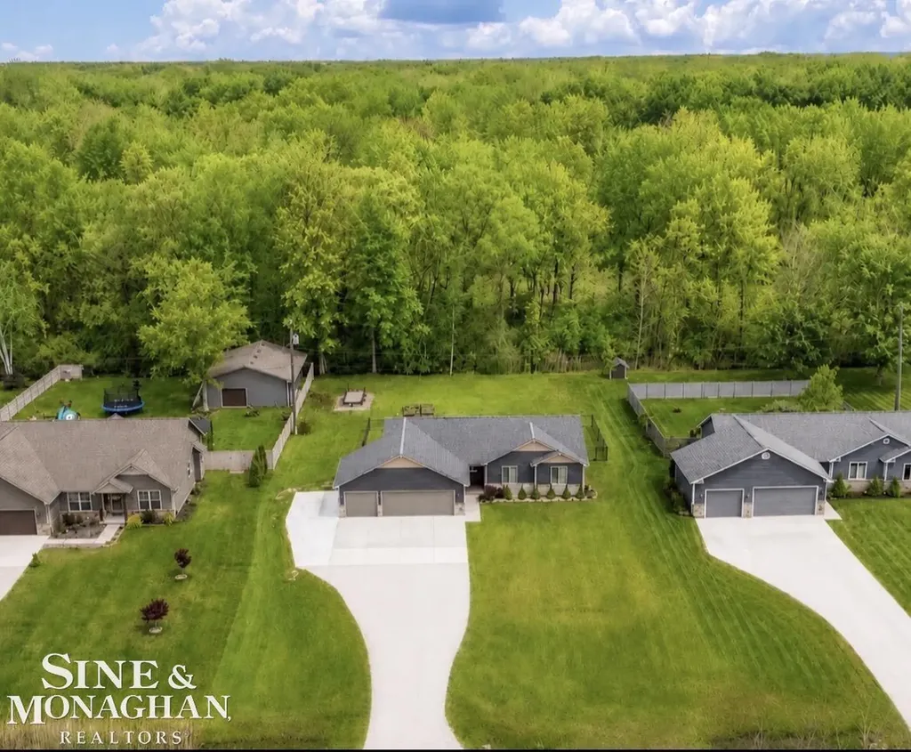 9445 Folkert Road Clay Township MI 48001