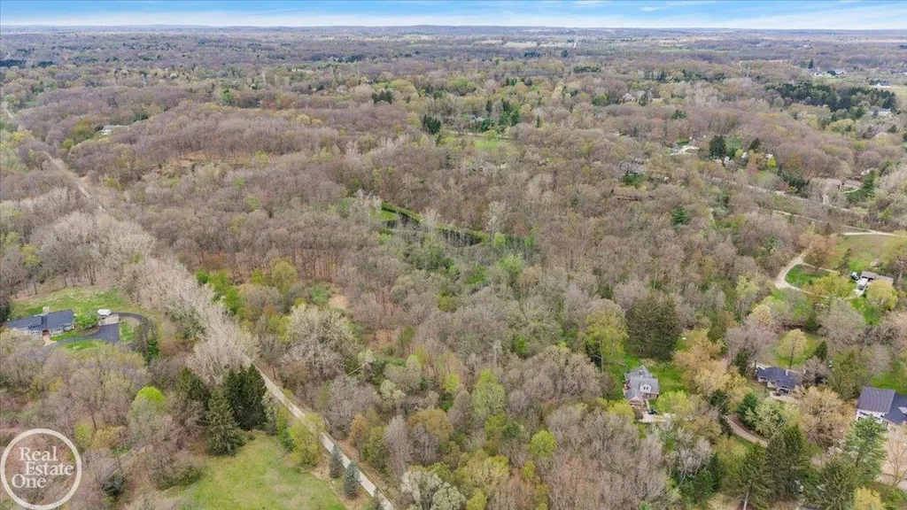 3750 Orion Road Oakland Charter Township MI 48363