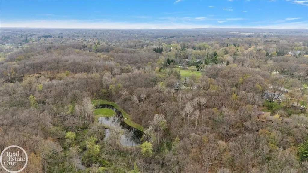 3750 Orion Road Oakland Charter Township MI 48363