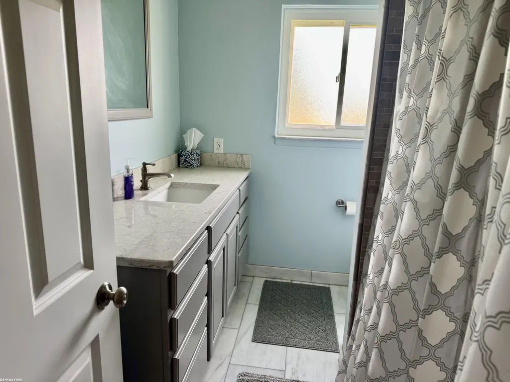 34391 Brookshire Drive Sterling Heights City MI 48312
