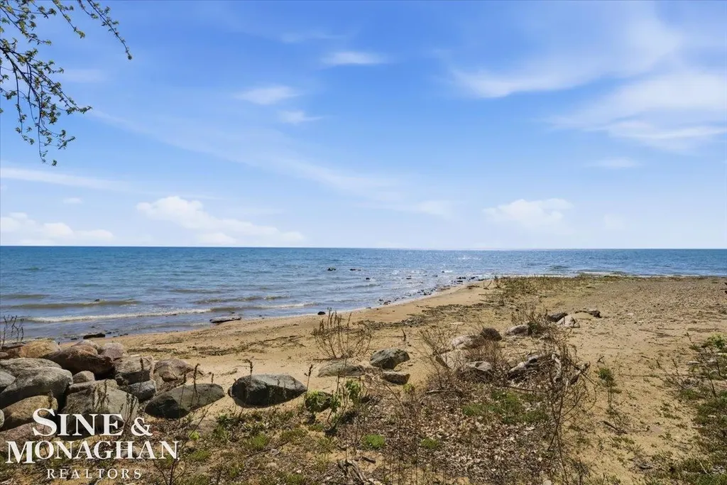 637 S Lakeshore Road Sanilac Township MI 48469