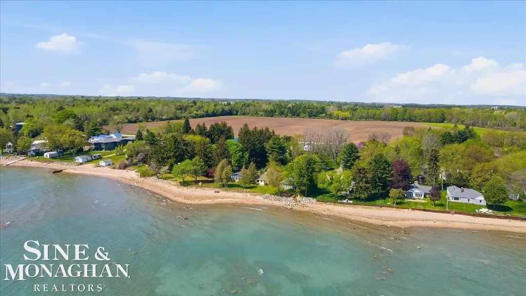 637 S Lakeshore Road Sanilac Township MI 48469