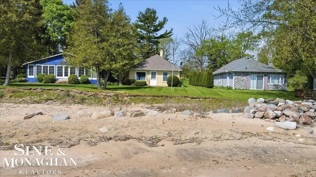 637 S Lakeshore Road Sanilac Township MI 48469