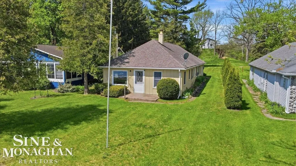 637 S Lakeshore Road Sanilac Township MI 48469