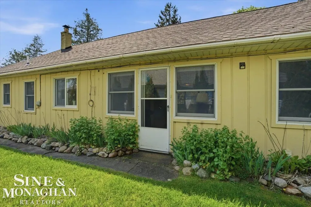 637 S Lakeshore Road Sanilac Township MI 48469