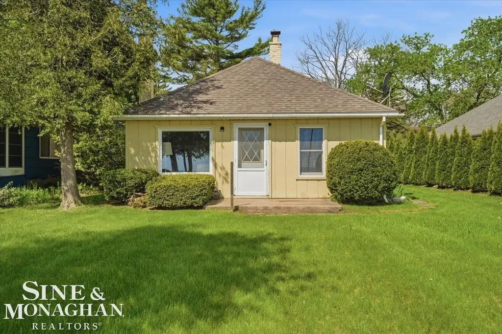 637 S Lakeshore Road Sanilac Township MI 48469