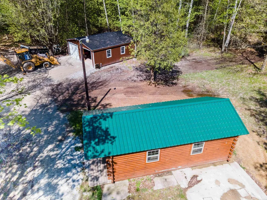 7147 Suerwier Road Applegate Village MI 48401