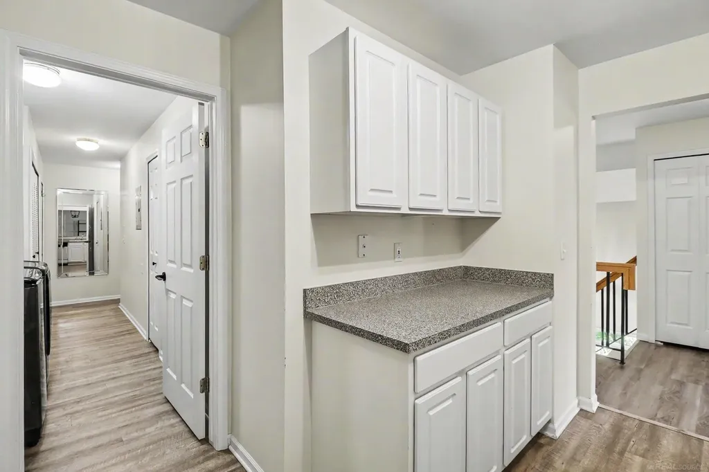 52328 Heatherstone Avenue Macomb Township MI 48042