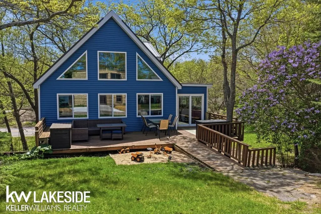5815 Oak Pointe Drive Caseville Township MI 48725