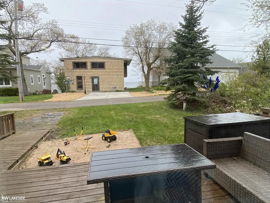 5815 Oak Pointe Drive Caseville Township MI 48725