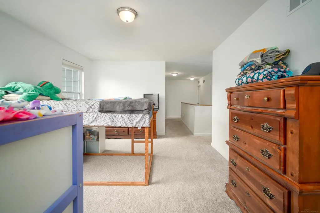 32215 Haverhill Street New Haven Village MI 48048