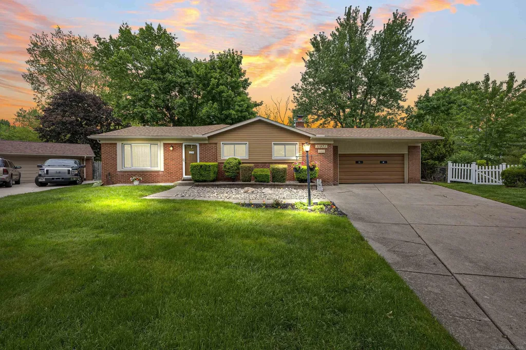 11971 Fairview Drive Sterling Heights City MI 48312