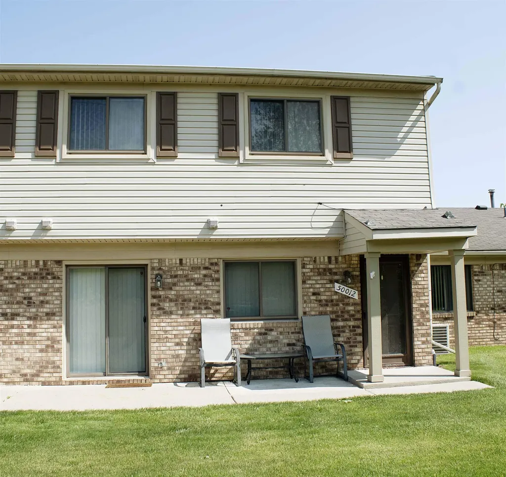 50012 S Angelo Court Chesterfield Township MI 48047