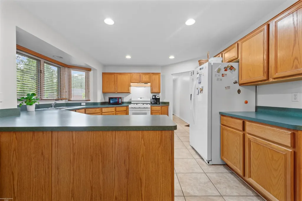 54316 Black Cherry Lane Shelby Charter Township MI 48315