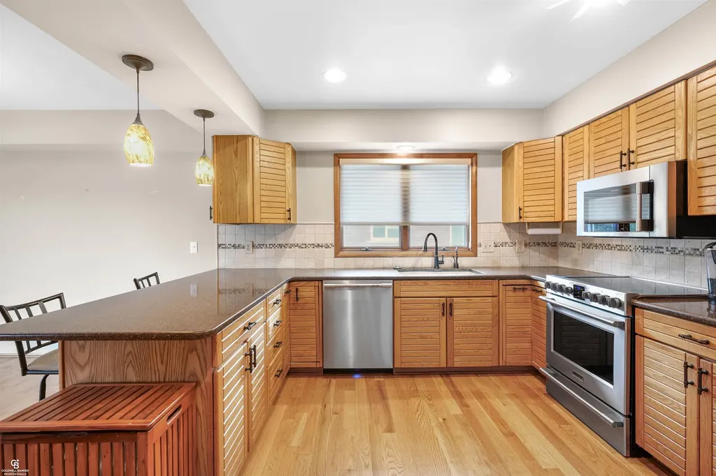41397 Clairpointe St Street Harrison Charter Township MI 48045
