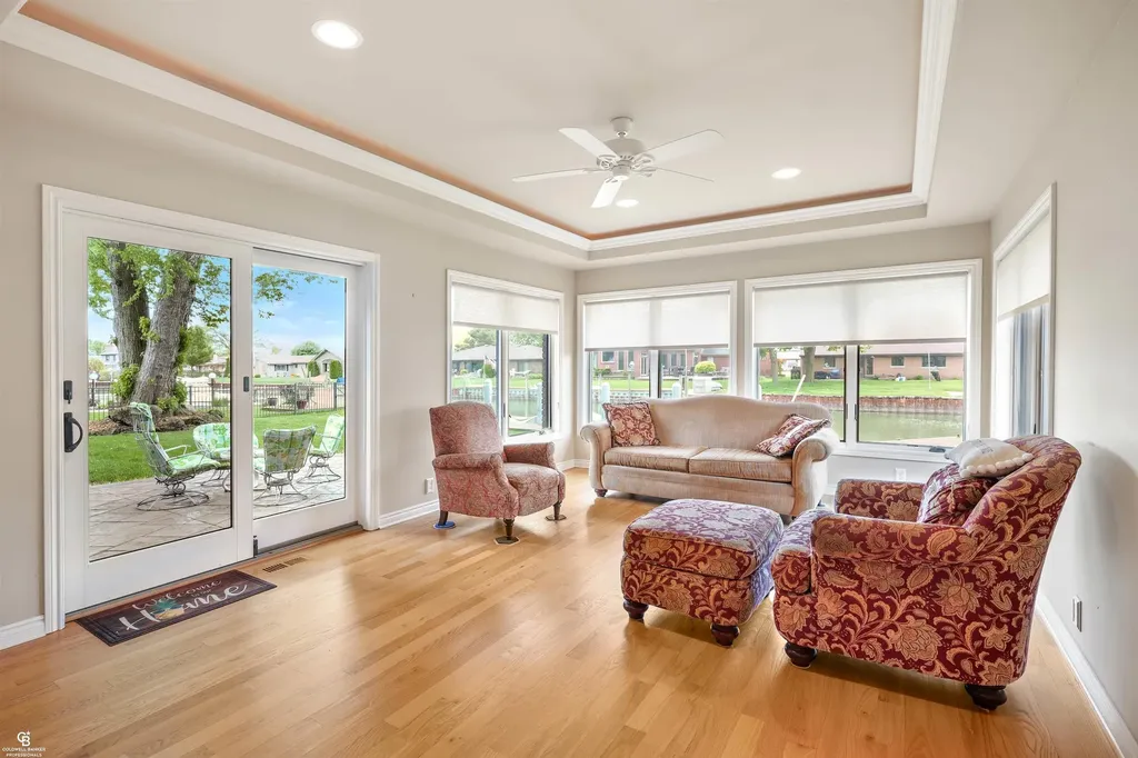41397 Clairpointe St Street Harrison Charter Township MI 48045