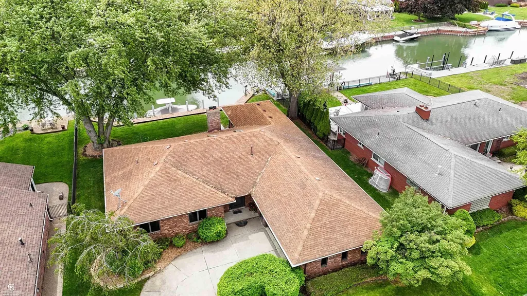 41397 Clairpointe St Street Harrison Charter Township MI 48045
