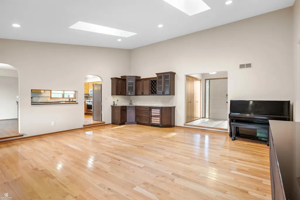 41397 Clairpointe St Street Harrison Charter Township MI 48045