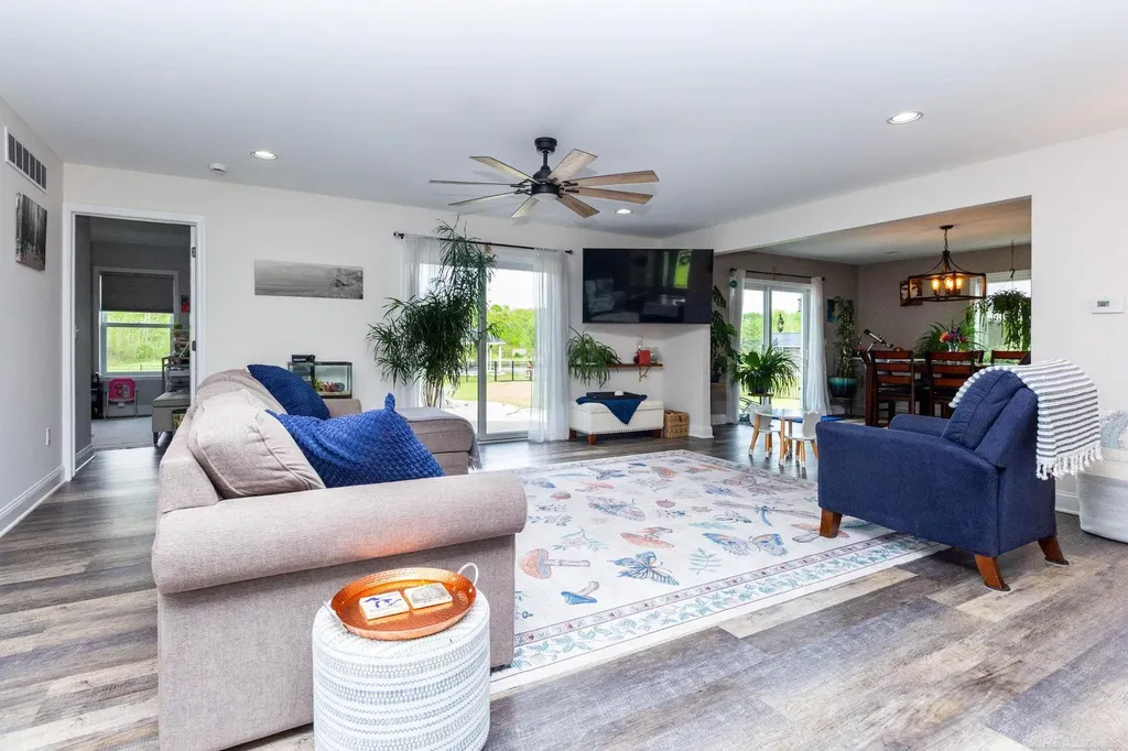 2133 Cove Road Wales Township MI 48027