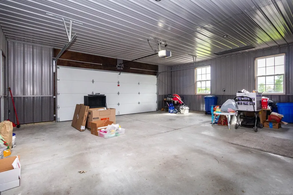2133 Cove Road Wales Township MI 48027