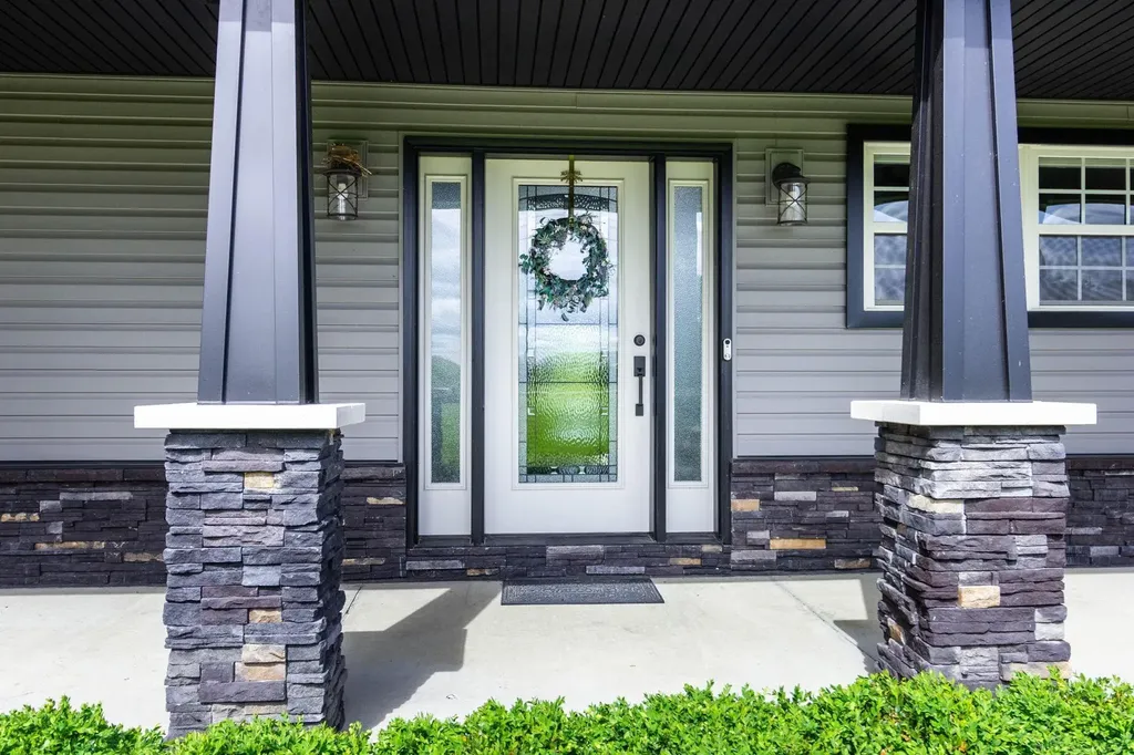 2133 Cove Road Wales Township MI 48027