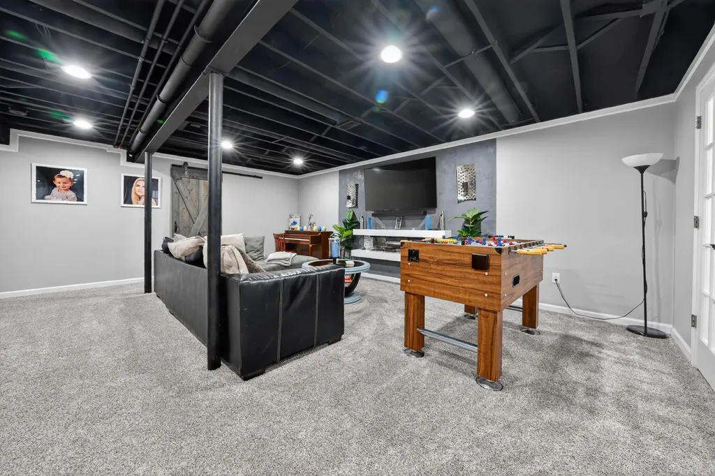 37655 Maddi Court New Baltimore City MI 48047