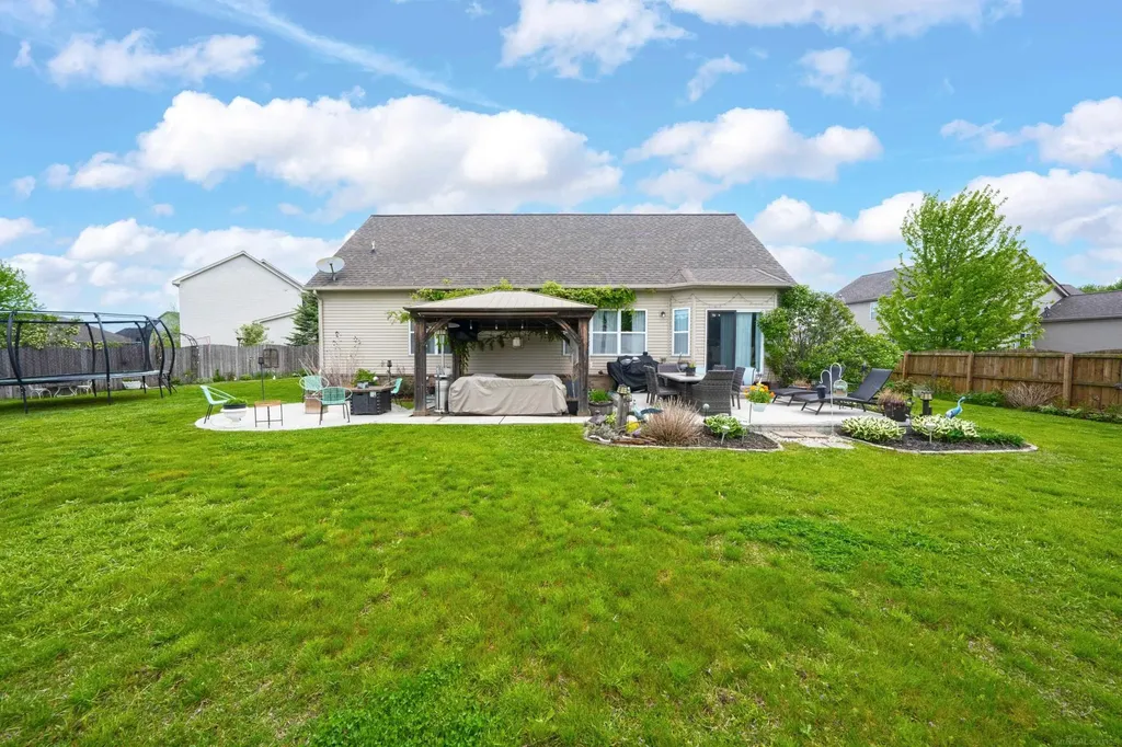 37655 Maddi Court New Baltimore City MI 48047