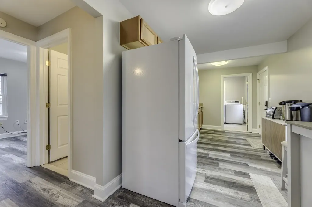29230 Harding Street Roseville City MI 48066