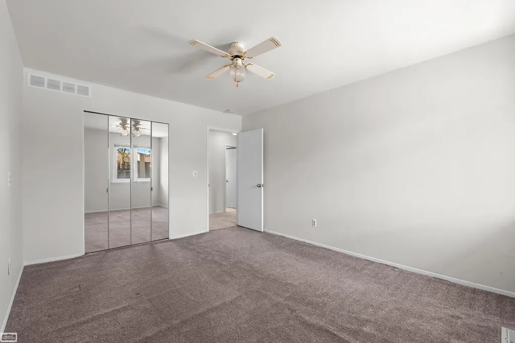 4960 Lake Point Drive Waterford Charter Township MI 48329