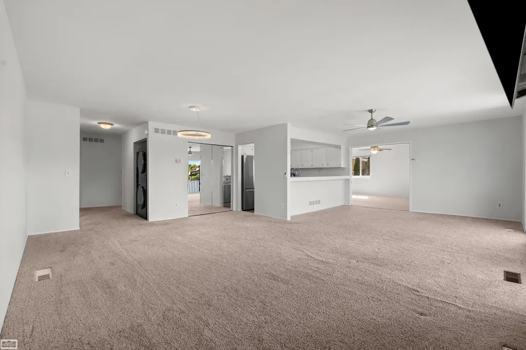 4960 Lake Point Drive Waterford Charter Township MI 48329