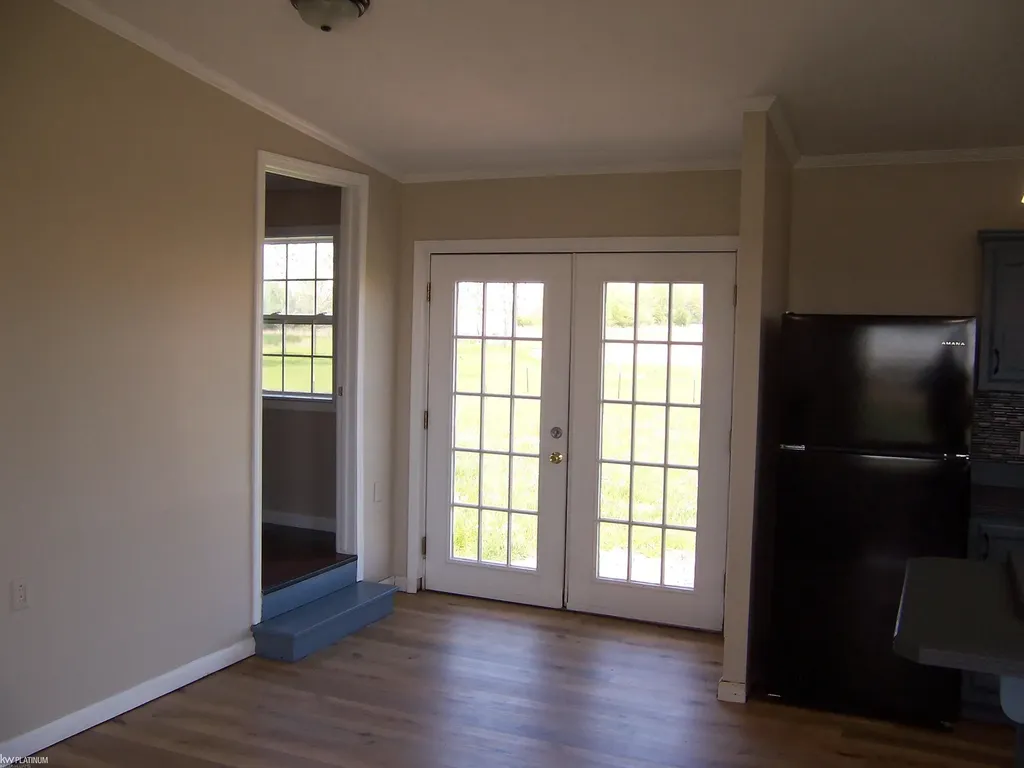 10222 Metcalf Road Greenwood Township MI 48006