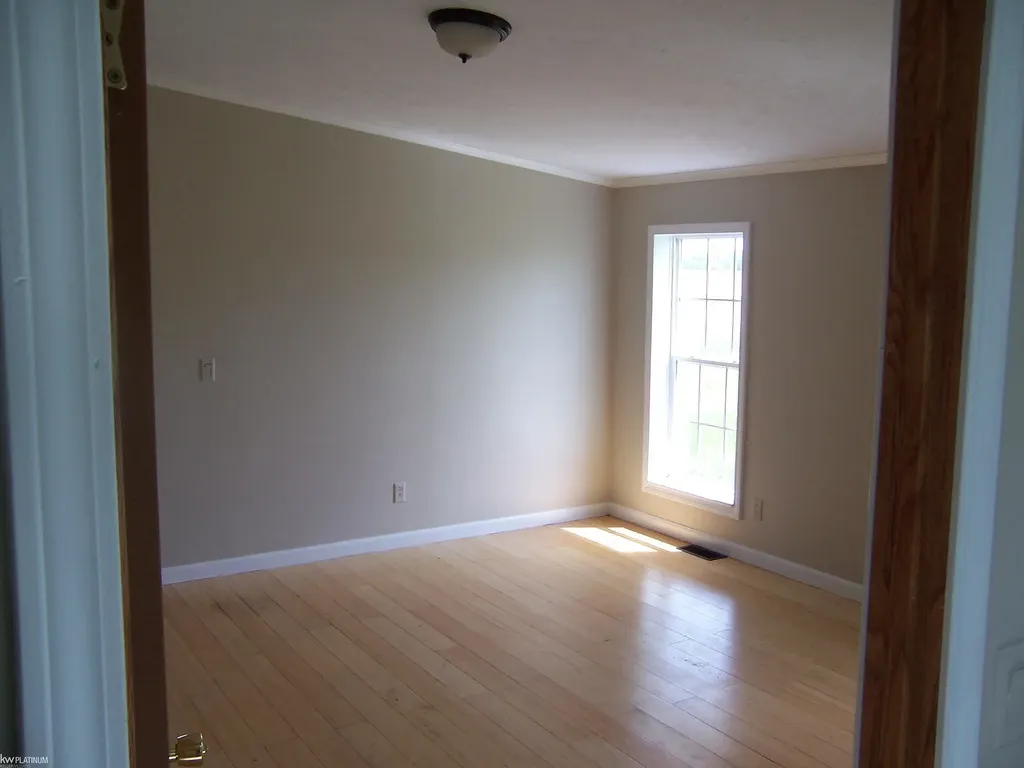 10222 Metcalf Road Greenwood Township MI 48006
