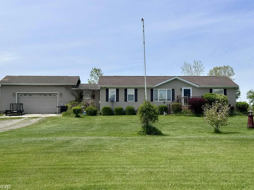 8787 Wildcat Road Grant Township MI 48032