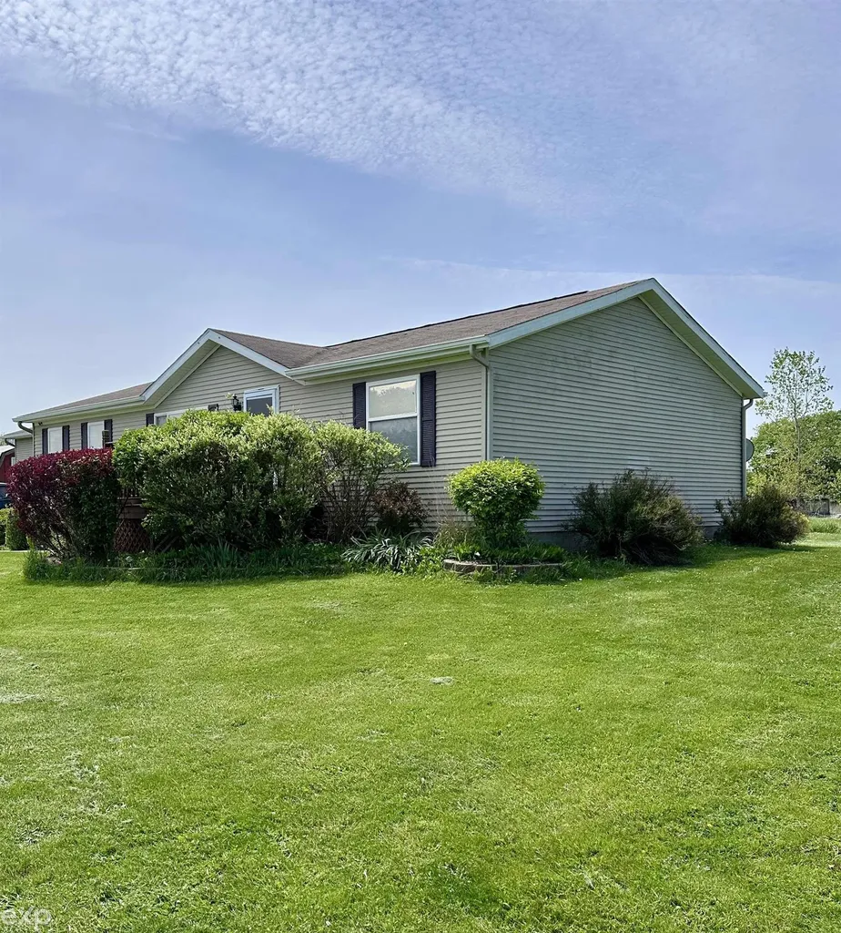 8787 Wildcat Road Grant Township MI 48032