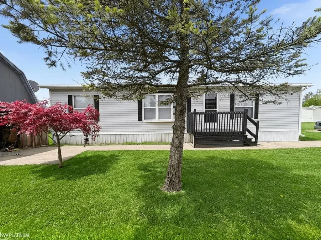 12370 Saint James Court Romeo Village MI 48065