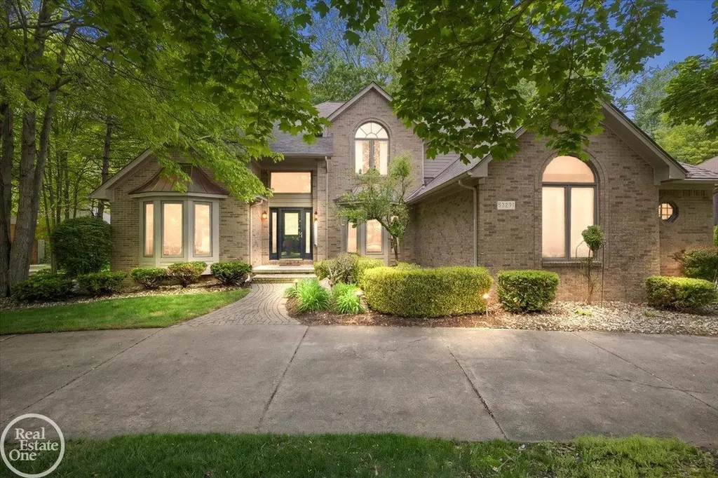 53291 Shanelle Lane Shelby Charter Township MI 48315