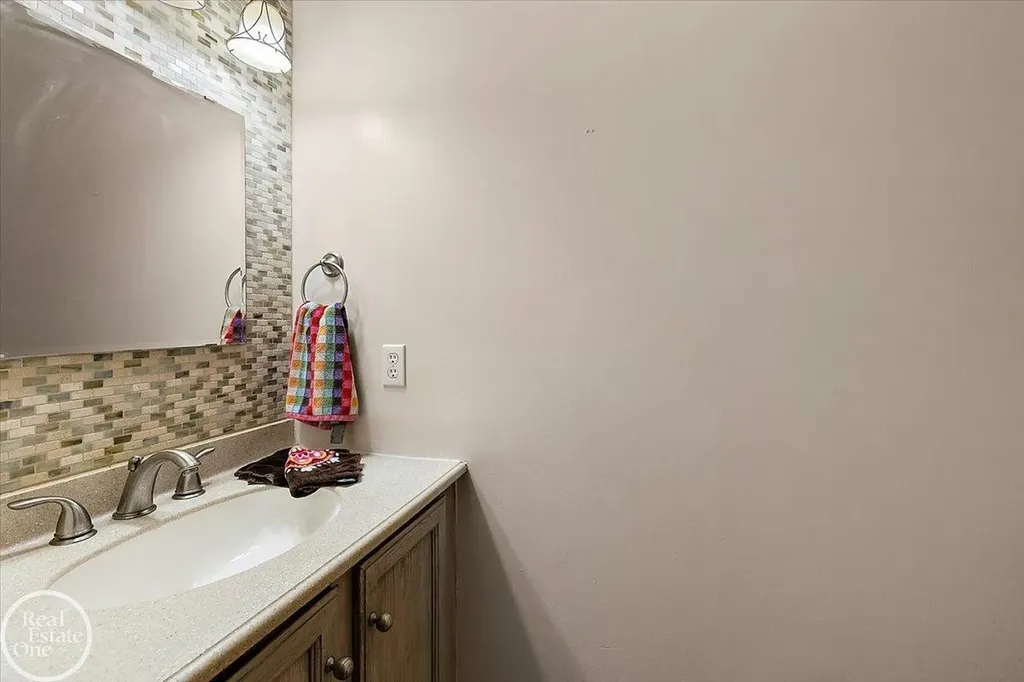 53291 Shanelle Lane Shelby Charter Township MI 48315