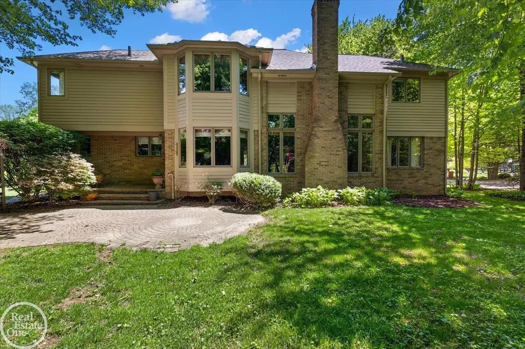 53291 Shanelle Lane Shelby Charter Township MI 48315