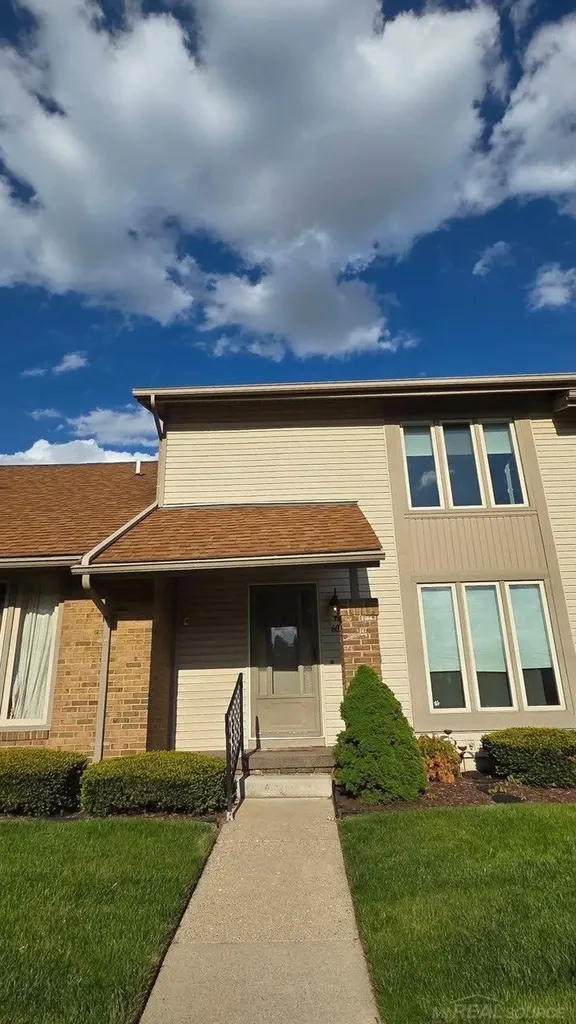 60 Willow Way Drive Waterford Charter Township MI 48328