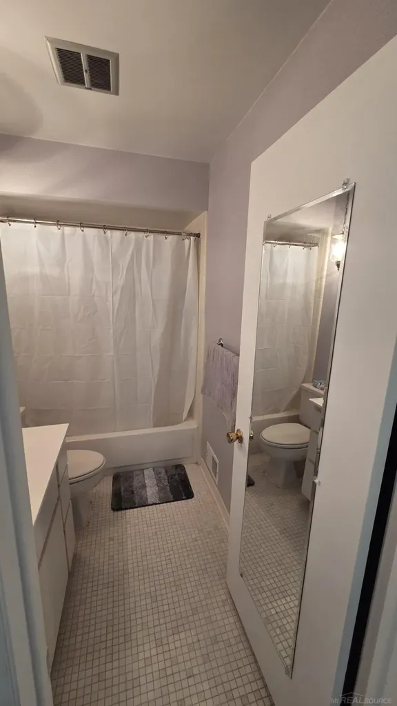 60 Willow Way Drive Waterford Charter Township MI 48328