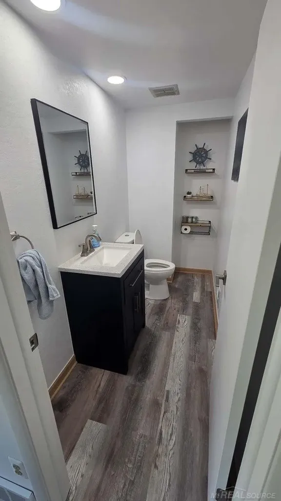 60 Willow Way Drive Waterford Charter Township MI 48328