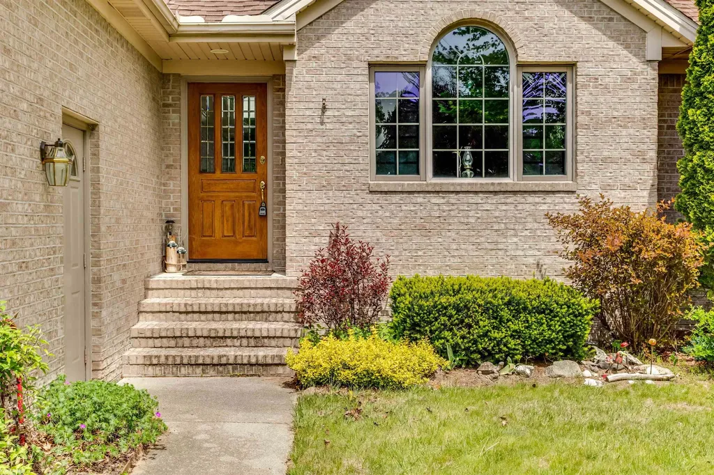 5656 Pine Court Kimball Township MI 48074