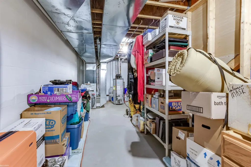 5656 Pine Court Kimball Township MI 48074