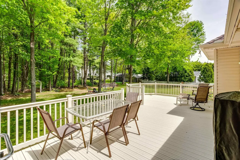 5656 Pine Court Kimball Township MI 48074